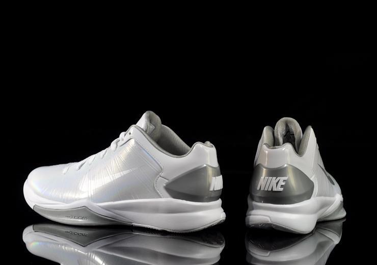 Nike Hyperdunk 2010 Low | 429656-103 | AFEW STORE